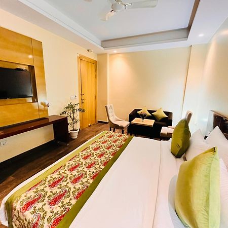 Hotel Banz Near Indira Gandhi Airport Delhi New Delhi Exterior photo