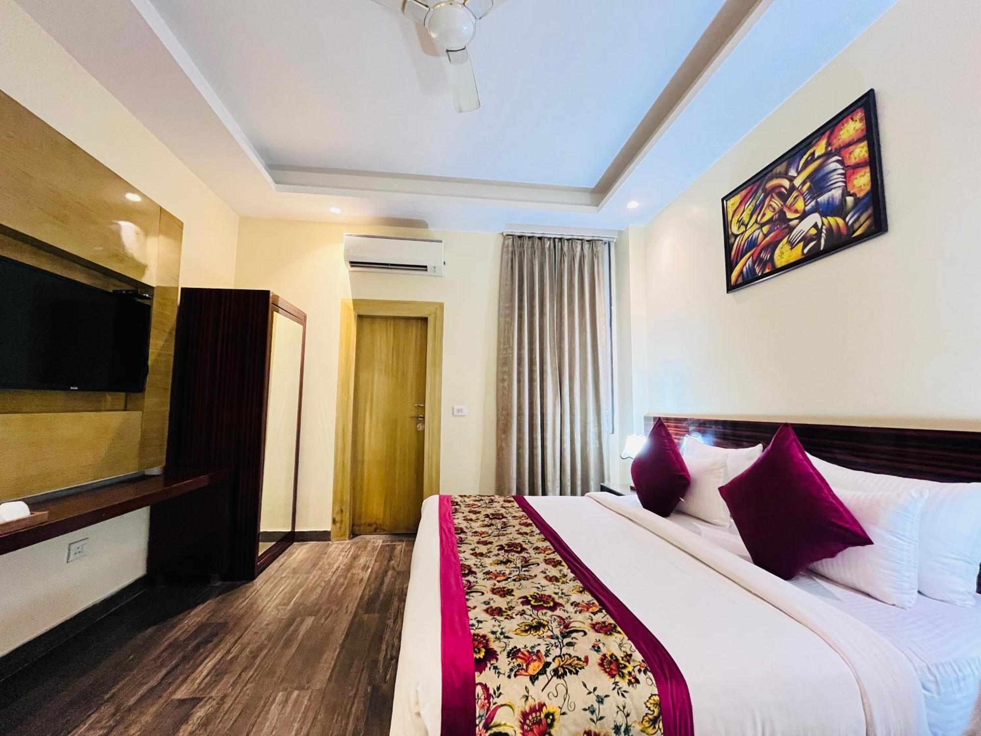 Hotel Banz Near Indira Gandhi Airport Delhi New Delhi Exterior photo
