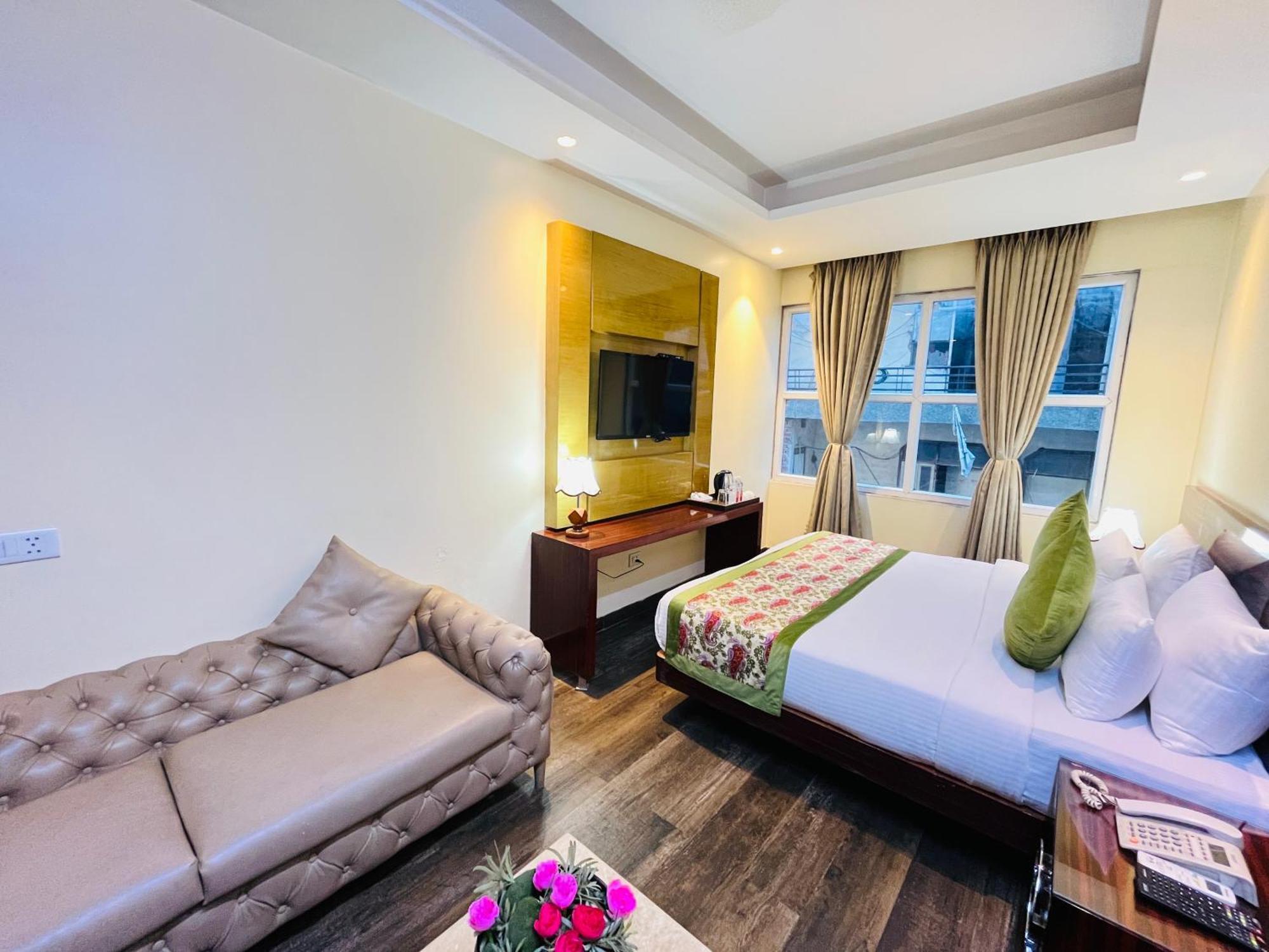 Hotel Banz Near Indira Gandhi Airport Delhi New Delhi Exterior photo
