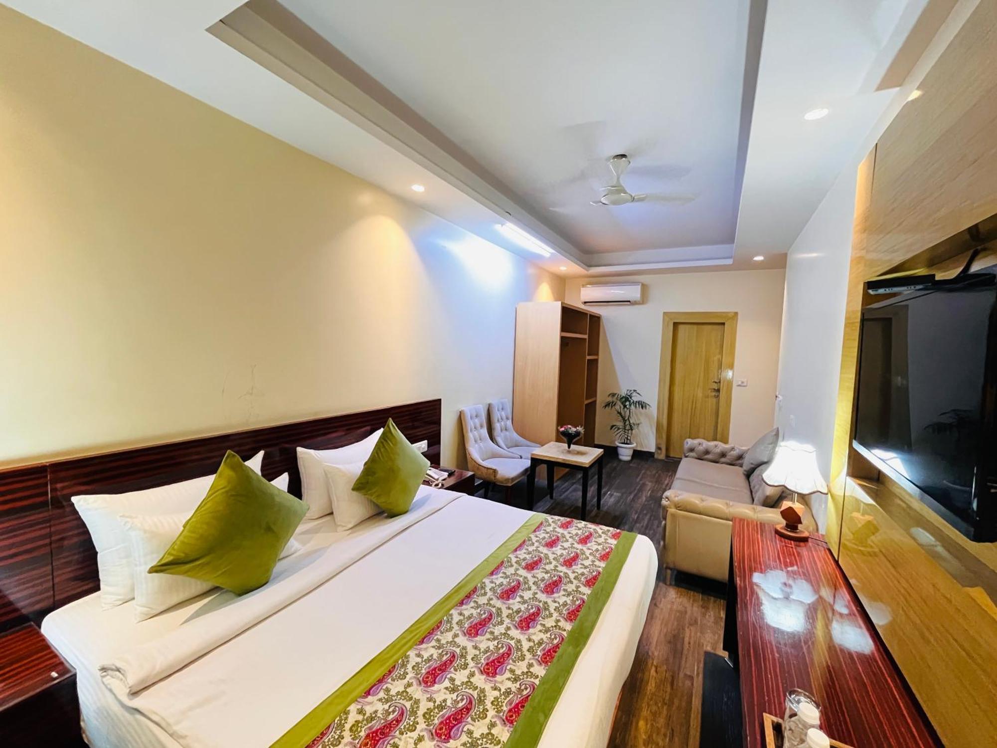 Hotel Banz Near Indira Gandhi Airport Delhi New Delhi Exterior photo