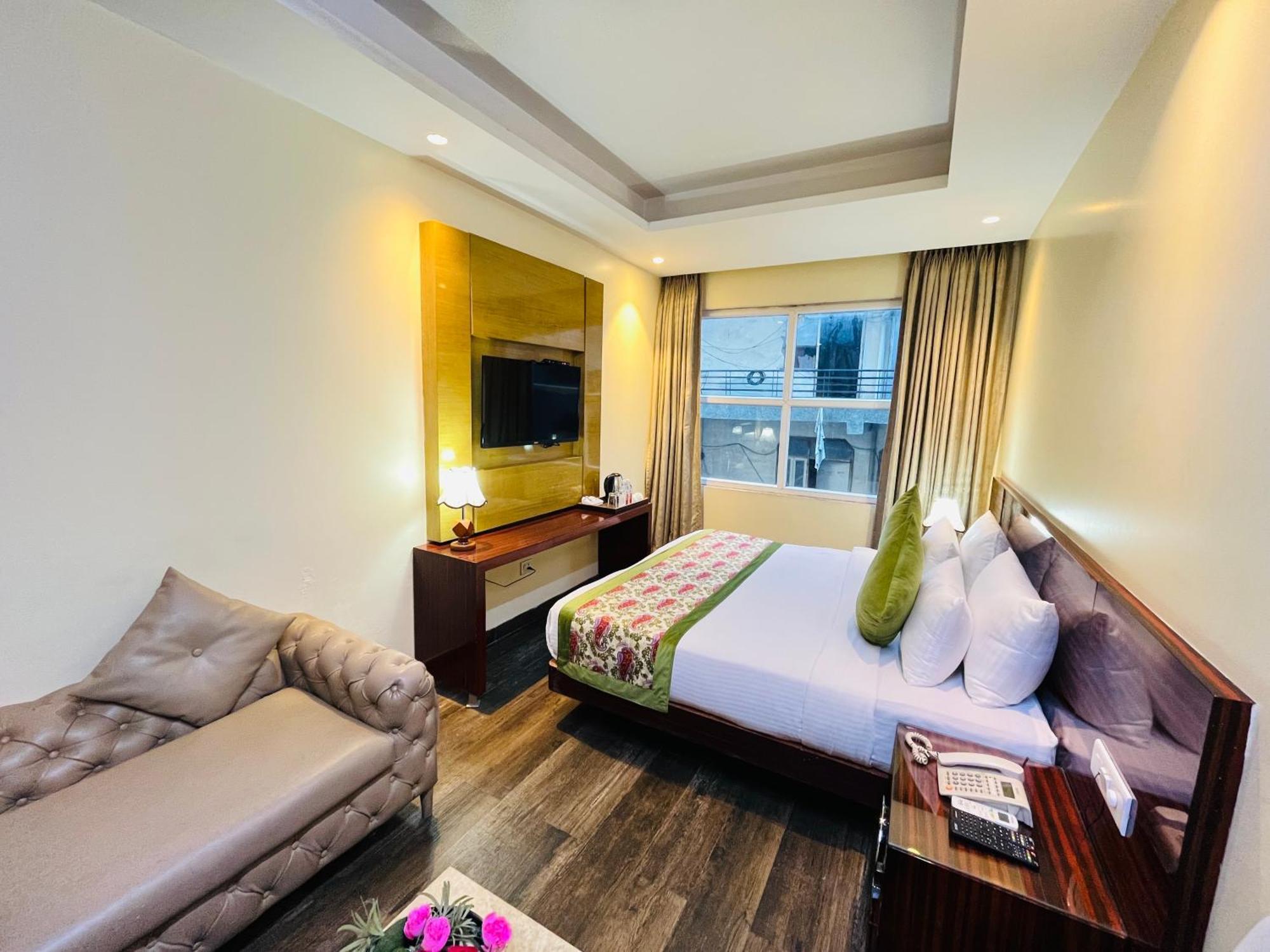 Hotel Banz Near Indira Gandhi Airport Delhi New Delhi Exterior photo