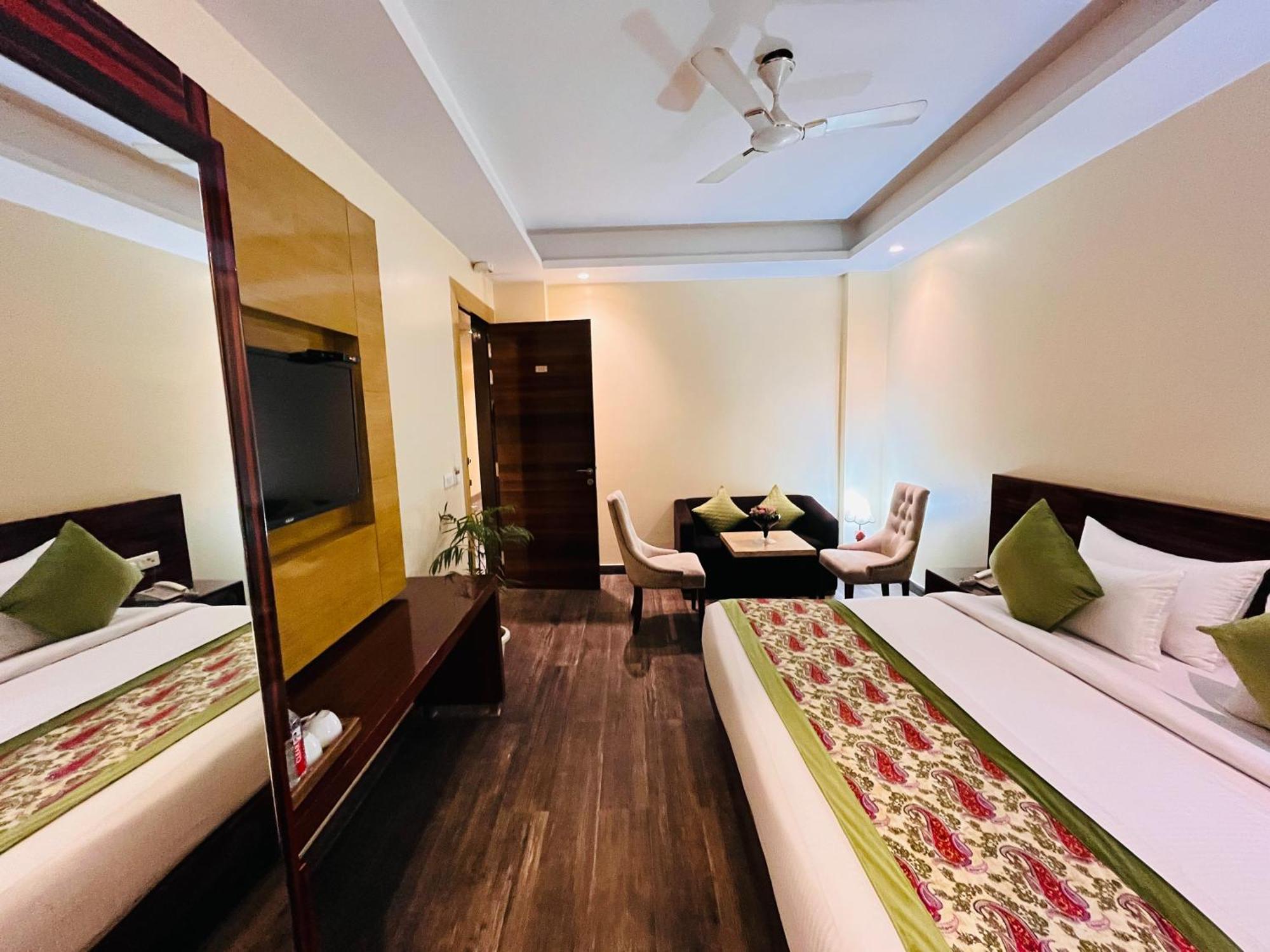 Hotel Banz Near Indira Gandhi Airport Delhi New Delhi Exterior photo
