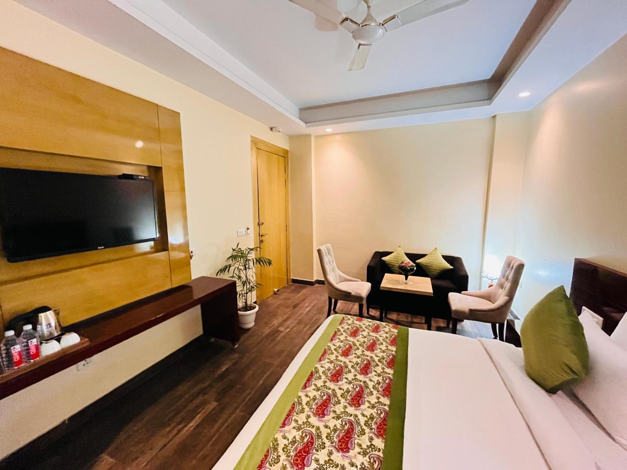 Hotel Banz Near Indira Gandhi Airport Delhi New Delhi Exterior photo