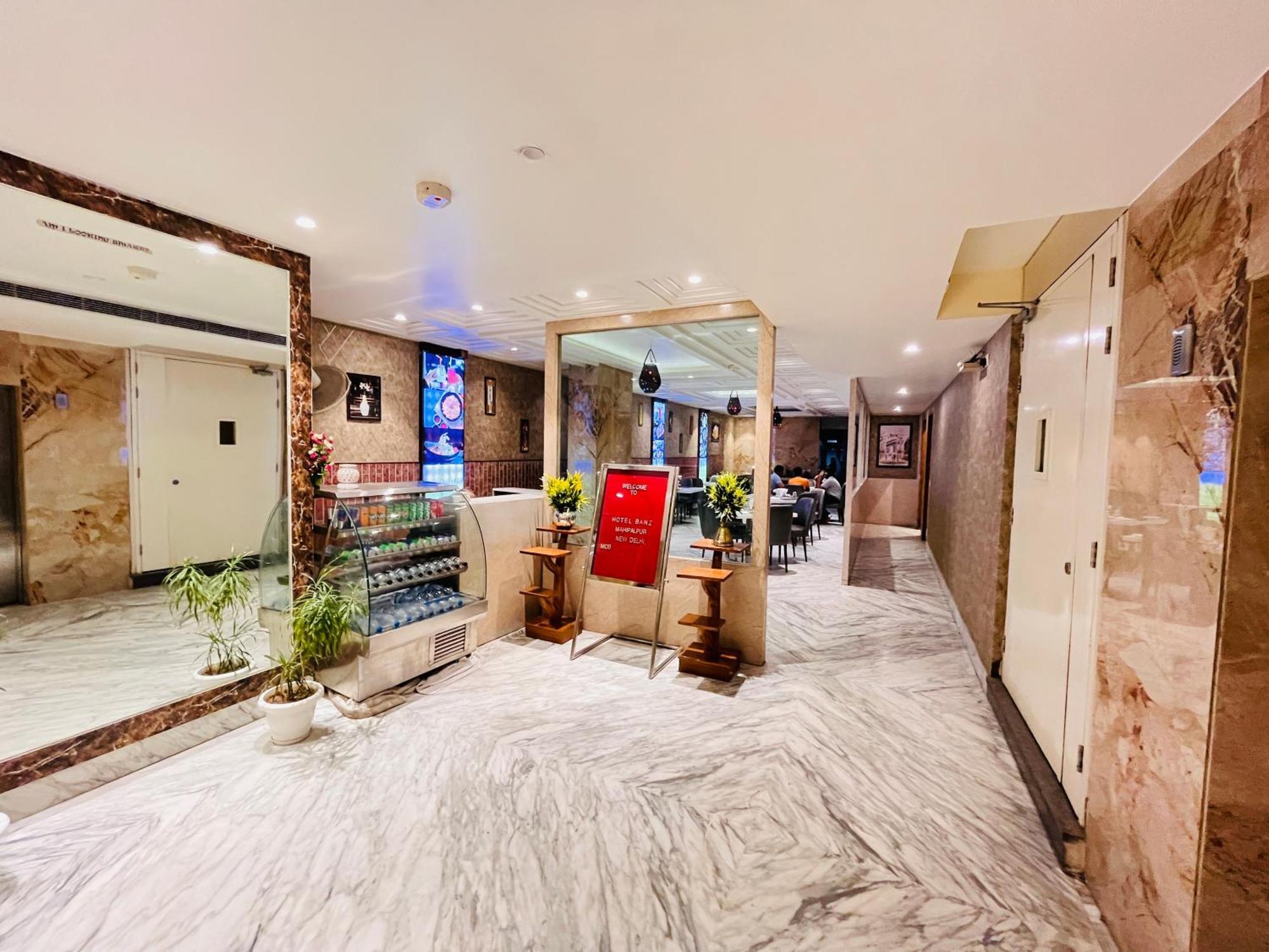 Hotel Banz Near Indira Gandhi Airport Delhi New Delhi Exterior photo